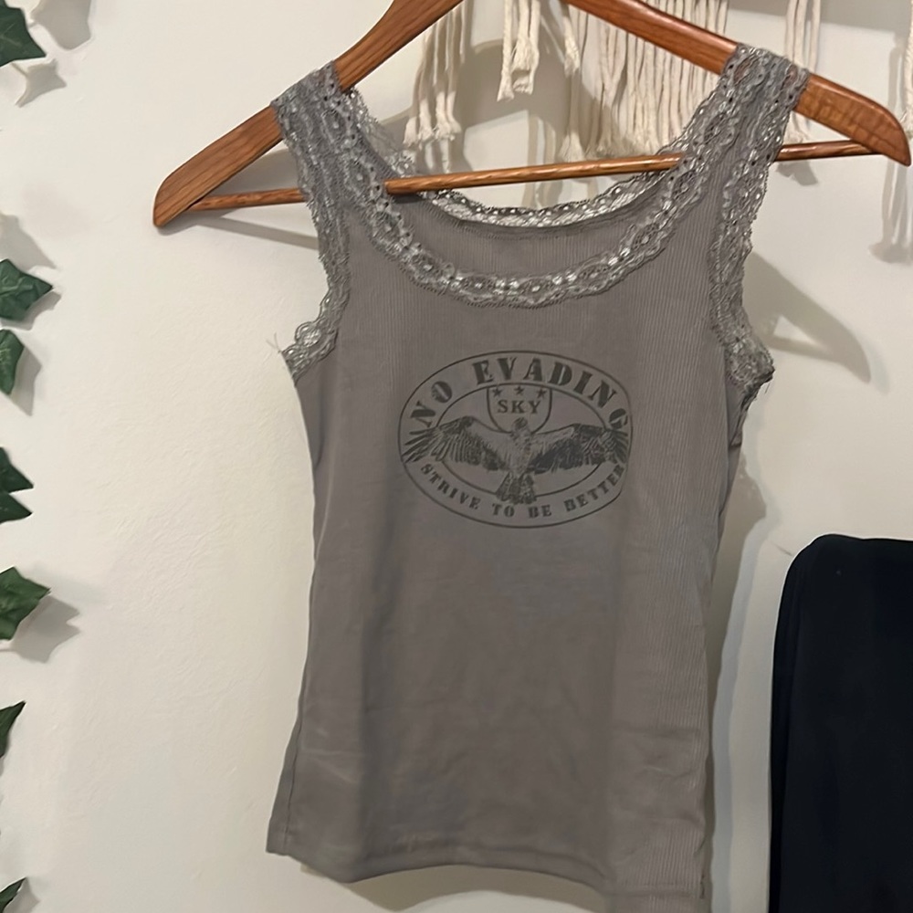 Women’s tank top